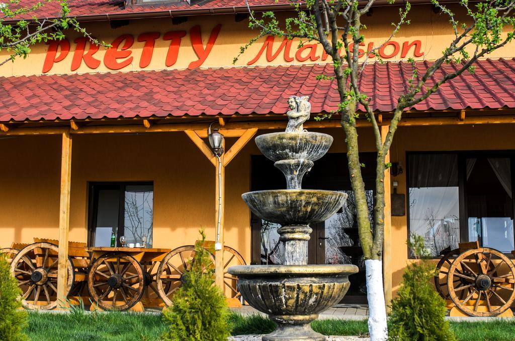 Pretty Mansion Hotel Homorog Ngoại thất bức ảnh